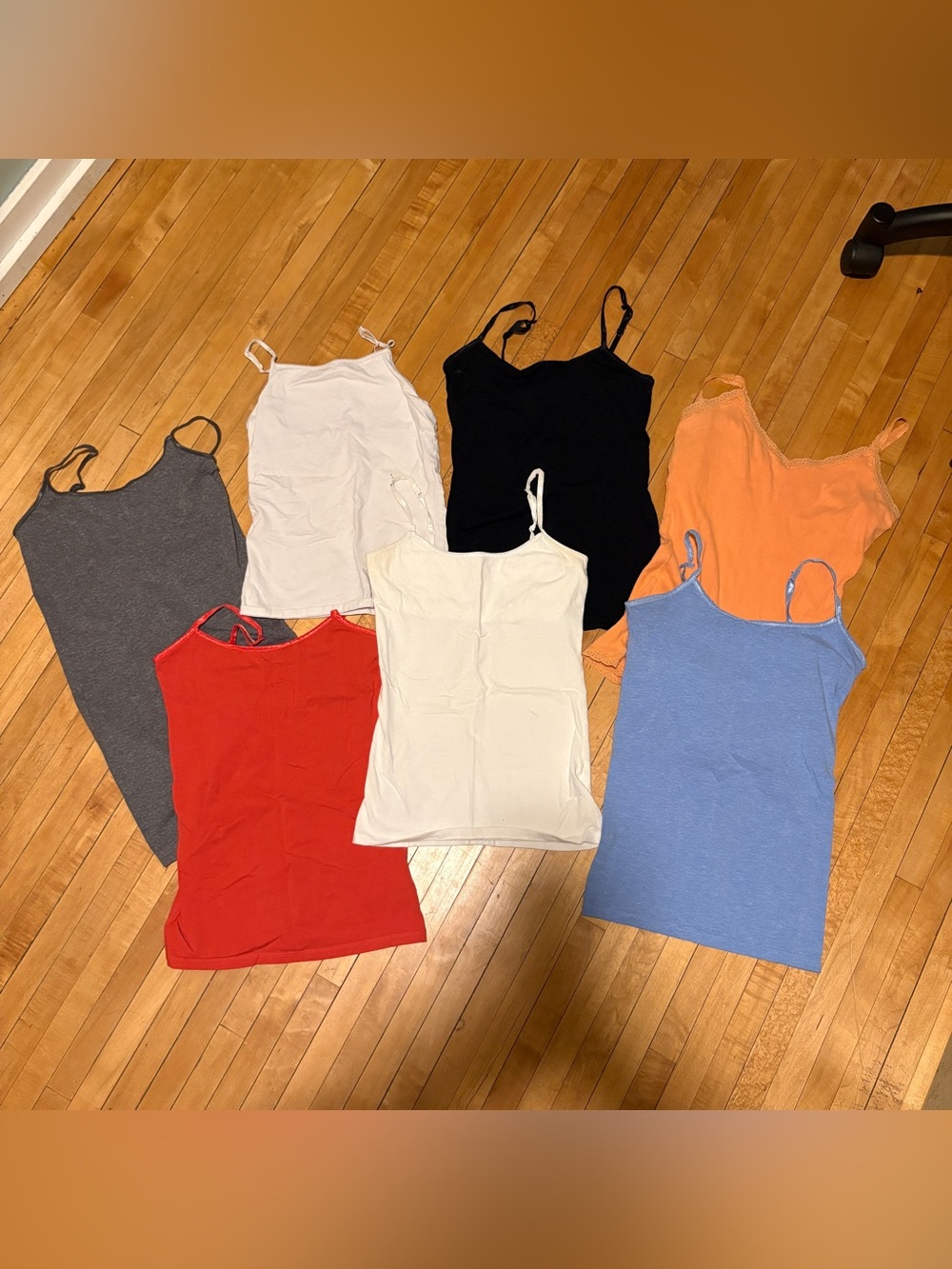 SO Women’s Assorted 7Tank Top Set — Black, White, Red, Blue, Orange, Gray, Cream